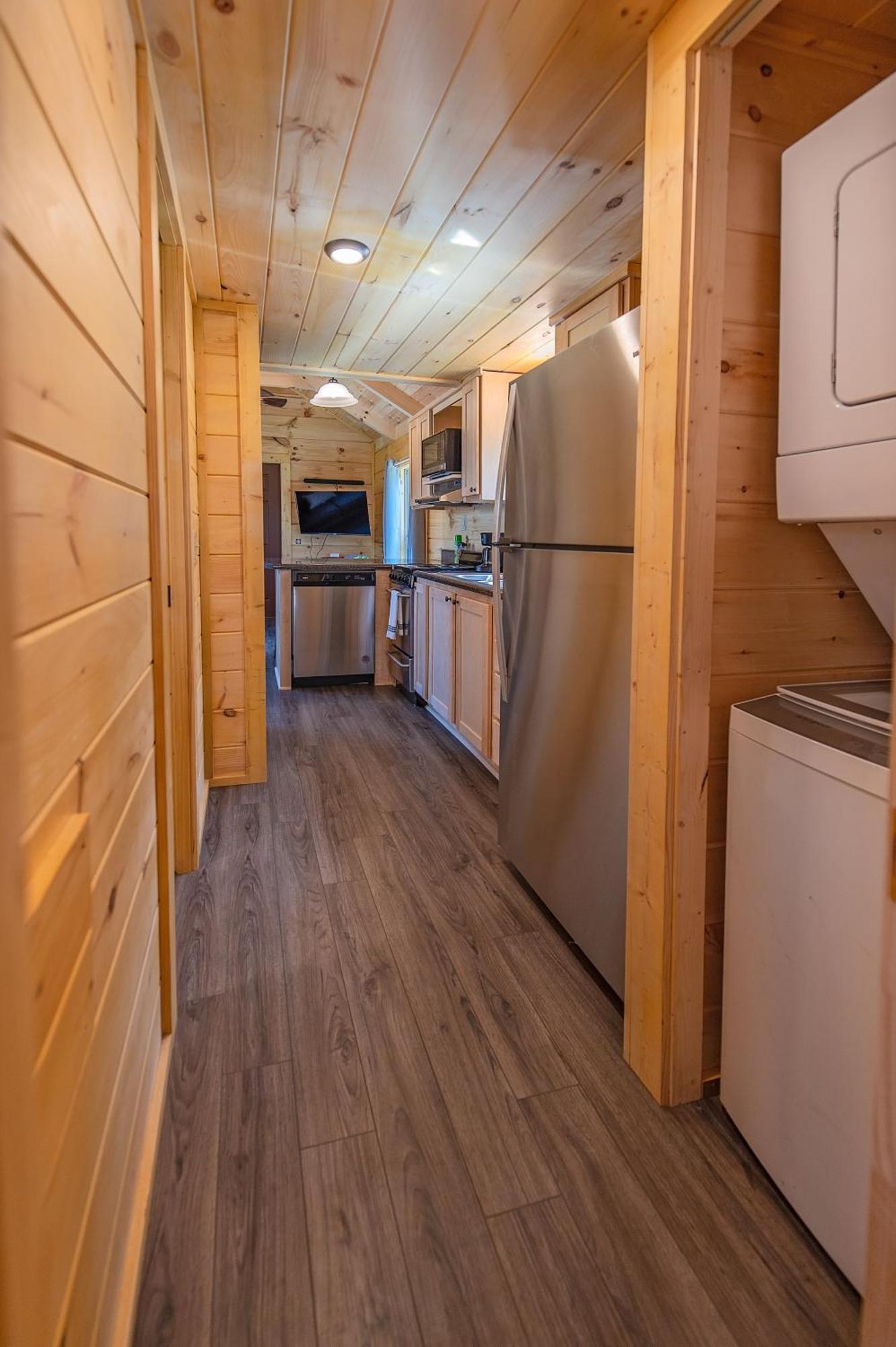 Tiny Cabin Village Private Hot Tub Lynda Cabin Chattanooga Exterior photo