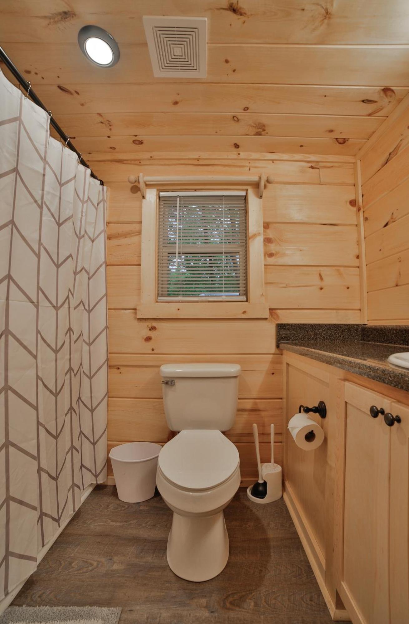 Tiny Cabin Village Private Hot Tub Lynda Cabin Chattanooga Exterior photo